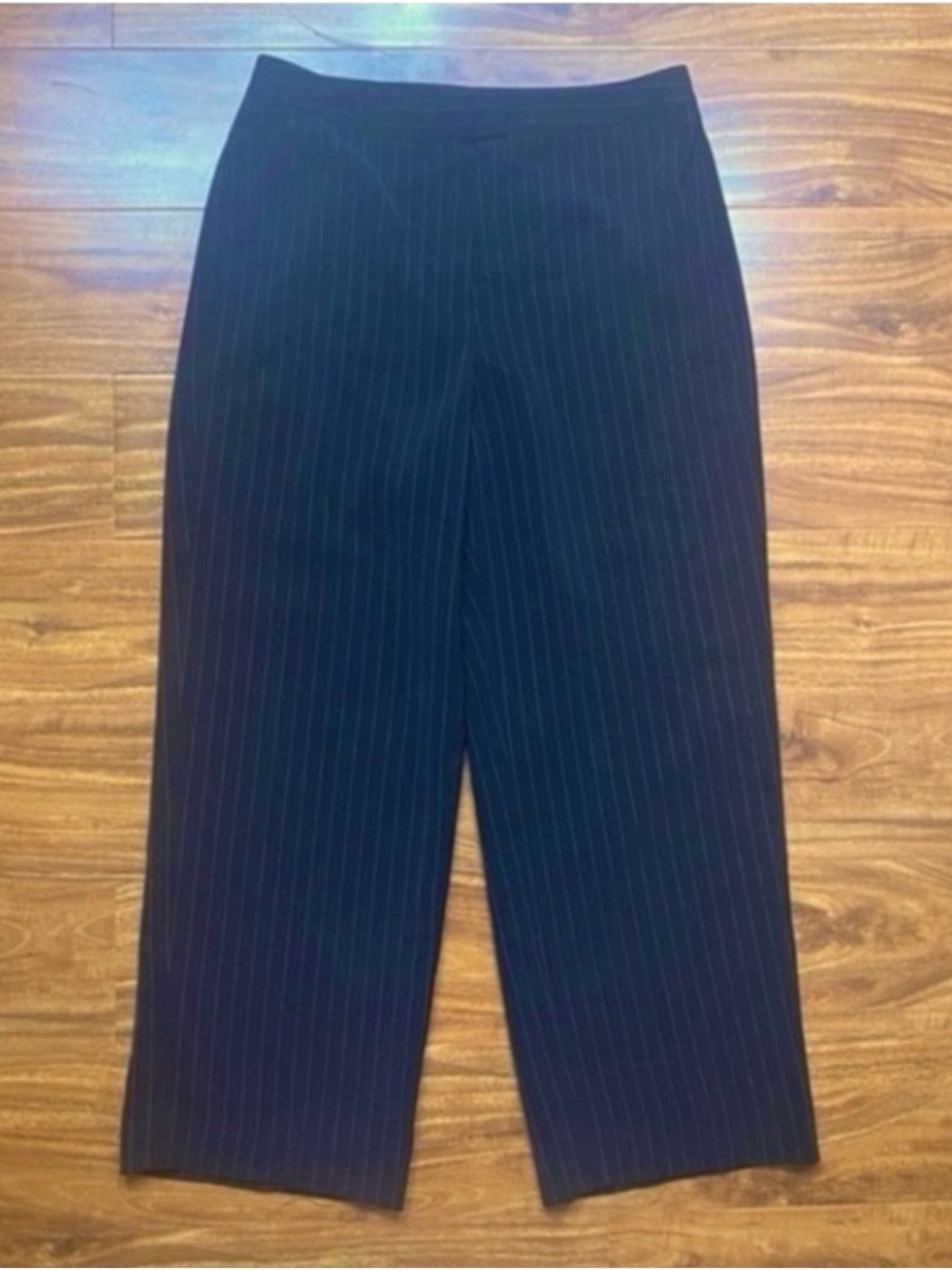 Vintage Women's Black Pinstripe High Waist Relaxed Crop Trouser Size 6 Classic